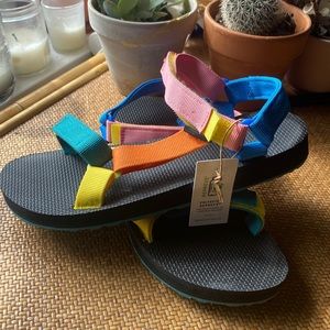 Brand New Teva Original Universal Sandals